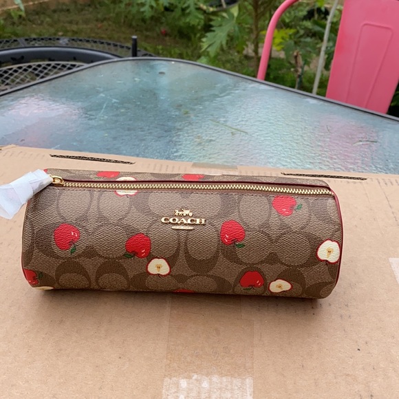 NWT Coach Makeup Brush Bag - Picture 1 of 7